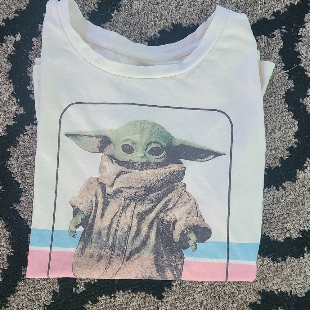 Star Wars The Child “Baby Yoda” Short Sleeve Tee